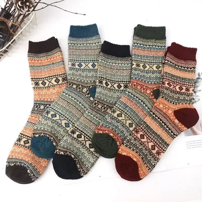 5 Pairs Retro Ethnic Style Winter Socks – Unisex Thick Warm Japanese Knit, Mid-Calf Cozy Stockings for Autumn & Winter
